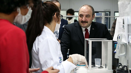 Bakan Varank: Tedarikçilerin üretimlerine çok daha fazla dikkat etmesi lazım