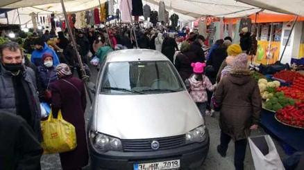 Avcılarda semt pazarında yine otomobil unutuldu