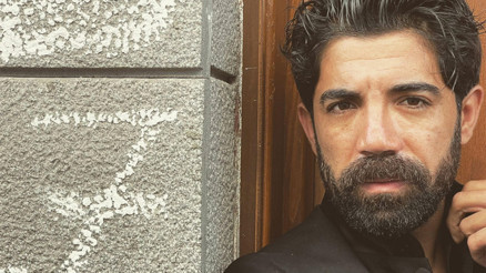 Erdal Ayna’dan “Komedi Mola”