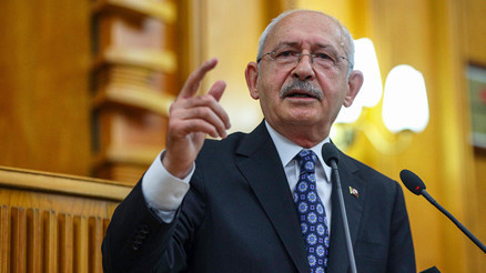Kılıçdaroğluna yumruk atan sanığa 3 yıl 10 ay hapis talebi Kılıçdaroğluna yumruk atan sanığa 3 yıl 10 ay hapis talebi