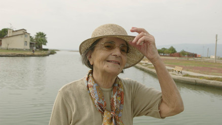 İnceliğin şiiri, Türkiyenin tarihi: Gülten Akın