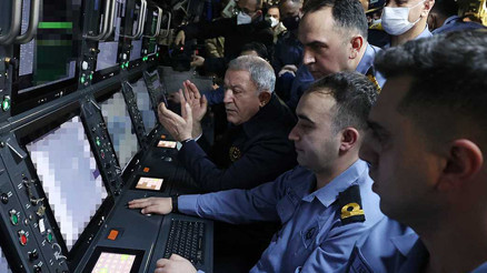 Milli Atış sistemi ve torpido ile hedefe tam isabet Bakan Akardan dikkat çeken mesajlar