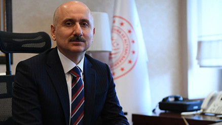 Bakan Karaismailoğlu: 318 milyar dakika konuşuldu