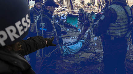 Kiev cephesinde görev yapan fotoğrafçı kayıp: Kaçırılmış olmasından korkuluyor