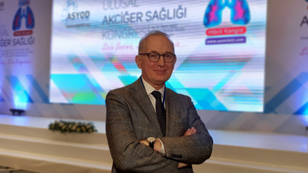 Prof. Dr. Akova: Deltacron varyantı hafif seyrediyor