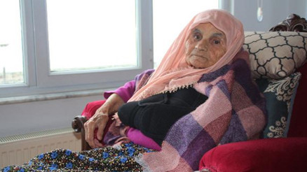 108 yaşında koronavirüsü yendi