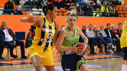 Fenerbahçe Safiport kupada finalde