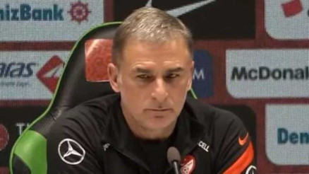 Stefan Kuntz: Merih ve Çağlar bu sistemde oynuyor, İtalya maçına 3lü savunmayla çıkacağız