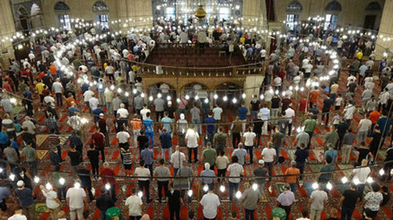 Teravih namazı nasıl kılınır Teravih namazı kaç rekat ve nasıl niyet edilir Diyanet teravih namazı kılınışı hakkında bilgiler Teravih namazı nasıl kılınır Teravih namazı kaç rekat ve nasıl niyet edilir Diyanet teravih namazı kılınışı hakkında bilgiler
