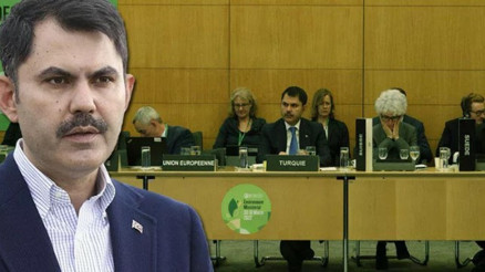 Bakan Kurum, Paris’te düzenlenen OECD Çevre Bakanları Toplantısı’na katıldı