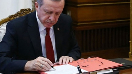 8 üniversiteye yeni rektör