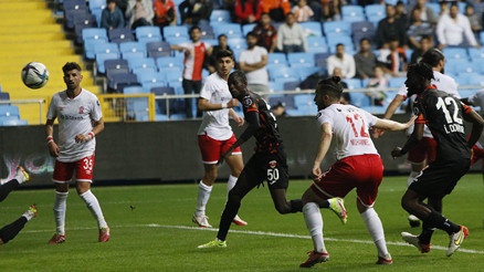 TFF 1. Ligde küme düşen ilk takım Balıkesirspor oldu