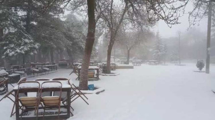 Aksarayda Nisan karı etkili oldu