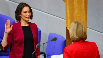 Almanya’da politik istifalar