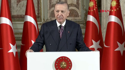 Cumhurbaşkanı Erdoğandan sanatçılara destek mesajı: Daima yanlarında yer aldık, yer almayı sürdüreceğiz