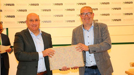 Finnetrop iftarına siyasilerden yoğun ilgi