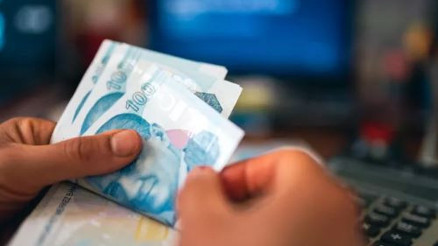 Mayıs ayı KYK bursları ne zaman yatacak KYK bursları bayramdan önce yatar mı İşte son durum