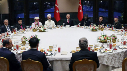 Cumhurbaşkanı Erdoğan, dini azınlık temsilcileri ile iftar yaptı