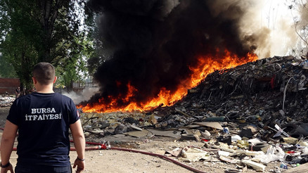 Bursada Hurdacılar Sitesinde yangın