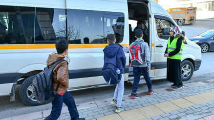Taksi-dolmuş-servis tarifelerine iade