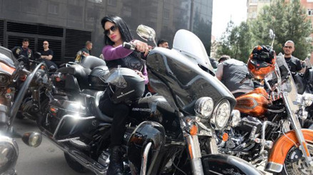 Motosiklet tutkunları, 1500 kilometre yol katederek Diyarbakıra geldi