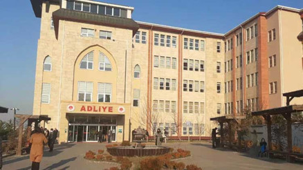 Doktorlara hakarete 3 ay 22 gün hapis cezası