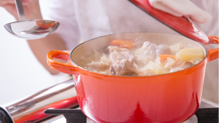 Simmering pişirme yöntemi nedir ve nasıl yapılır Simmering pişirme yöntemi ile yapılan yemekler Simmering pişirme yöntemi nedir ve nasıl yapılır Simmering pişirme yöntemi ile yapılan yemekler