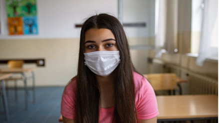 Maske kaygıları da gizledi ‘Virüs için taktığımı söylüyorum ama...