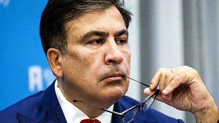 Gürcistan’ın eski Cumhurbaşkanı Saakaşvili cezaevinden hastaneye sevk edildi