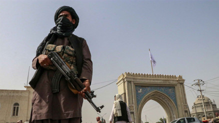 Afgan diplomatlar zorda