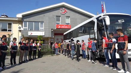 Afgan 377 kaçak göçmen, ülkelerine gönderildi