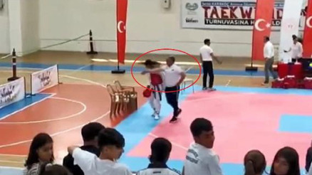 Tekvando seçmelerinde antrenörden skandal hareket O anlar kamerada Tekvando seçmelerinde antrenörden skandal hareket O anlar kamerada