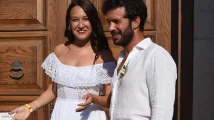 Gupse Özay ne zaman evlendi, kaç yaşında Gupse Özay Barış Arduç çifti bebek bekliyor Gupse Özay ne zaman evlendi, kaç yaşında Gupse Özay Barış Arduç çifti bebek bekliyor