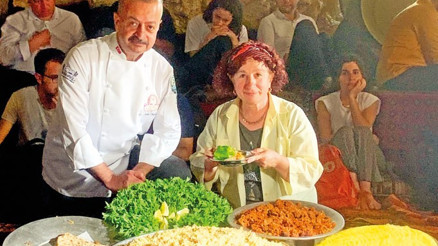 Nemrut açık hava mutfağına döndü 13 madalyalı çiğköfteci Nemrut açık hava mutfağına döndü 13 madalyalı çiğköfteci