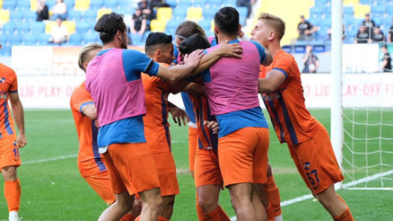 İskenderunspor, TFF 2. Lige yükseldi Jan Olde Riekerink...