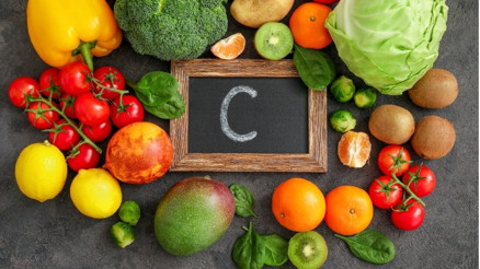 C vitamini eksikliği belirtileri nelerdir C vitamini hangi besinlerde var