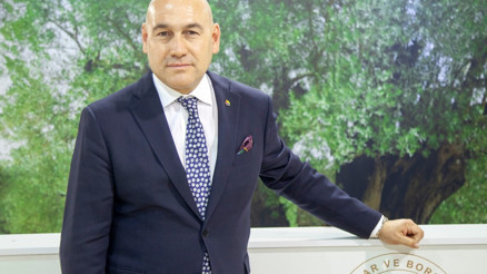 Alper Alhat ezber bozdu Alper Alhat ezber bozdu