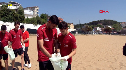 A Milli Takım, kıyı temizliği projesinde yer aldı