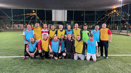 AK Parti Kızılcahamam kampında bakanlar ve milletvekilleri halı saha maçı yaptı