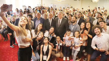 Zekâ Oyunları Şampiyonları ödül aldı
