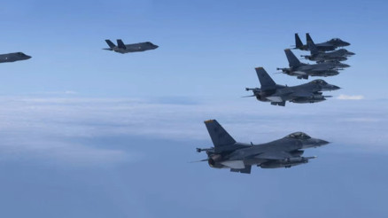 20 uçak aynı anda havalandı ABD: Cevabımız açık ve şiddetli olur