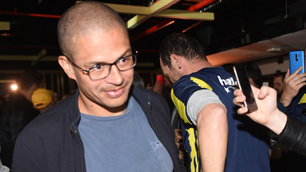 Fenerbahçe efsanesi Alex de Souzanın babası hayatını kaybetti