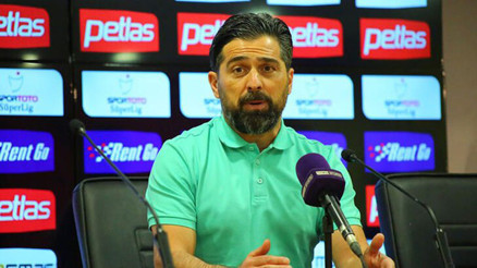 Konyaspor Teknik Direktörü İlhan Palut: Avrupada ses getirmek istiyoruz