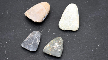 İzmirde 8 bin 200 yıllık kesici aletler bulundu