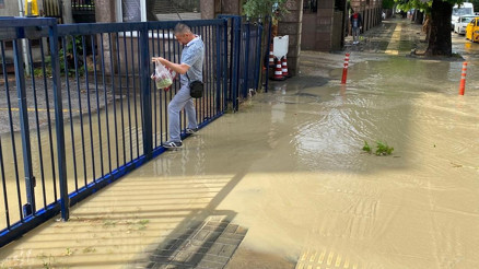 Fotoğraflı rakamlı sel tartışması