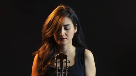 Gitarın ritimleri Soner Egesel için