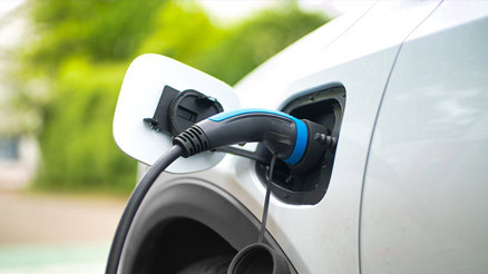 Bakan Dönmez: 1 milyar dolarlık yatırımı devreye alıyoruz