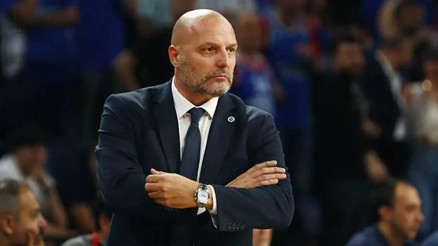 Son Dakika: Fenerbahçe Bekoda Aleksandar Djordjevic ile yollar ayrıldı