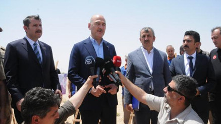 Bakan Soylu: Briket evler Suriyelilerin gönüllü, onurlu ve güvenli olarak ülkelerine dönmesi içindir