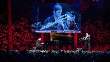 PORTRELER DÜNYADA İLK KEZ AKRA’DA